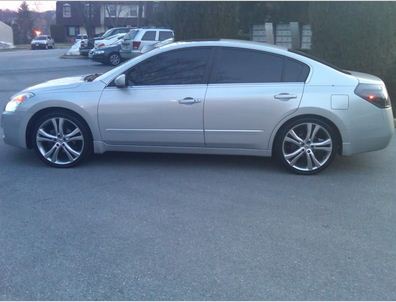 2010 Nissan Altima photo