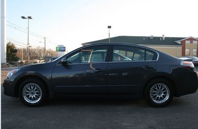 2010 Nissan Altima photo