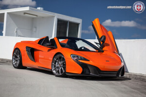 2015 McLaren 650S