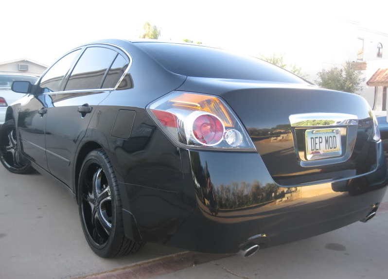 2010 Nissan Altima photo