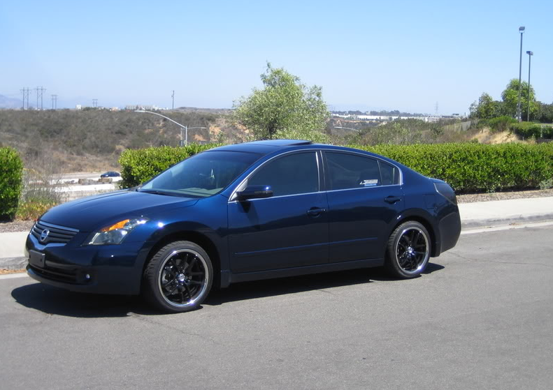 2011 Nissan Altima photo