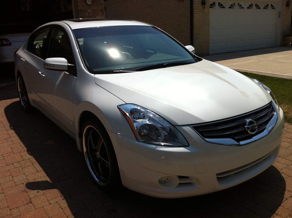 2011 Nissan Altima photo