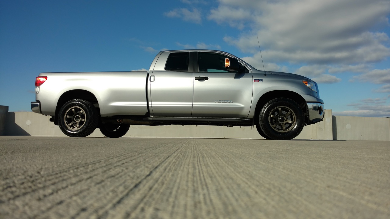 2015 Toyota Tundra photo