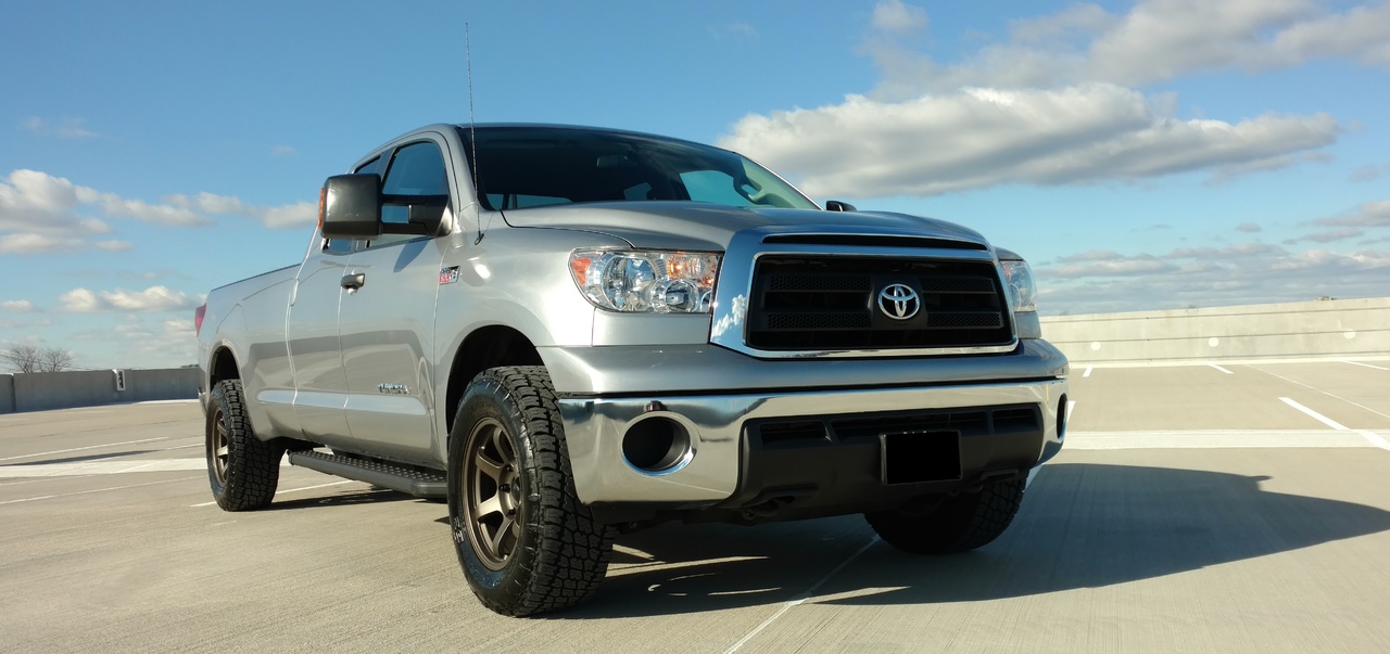 2015 Toyota Tundra photo