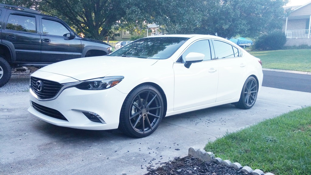 2015 Mazda Mazda6 photo