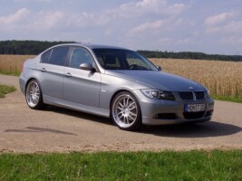2005 BMW 325