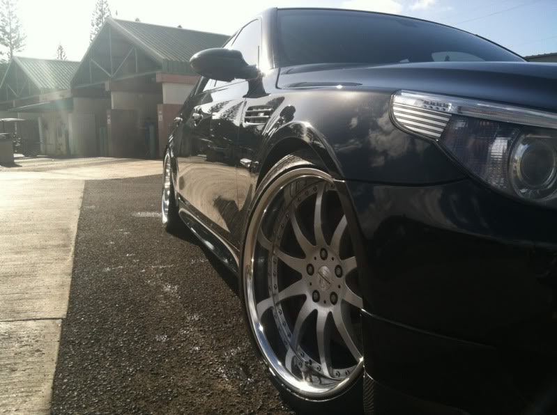2010 BMW M5 photo