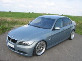 2006 BMW 330