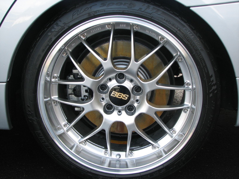 2006 BMW 330 photo