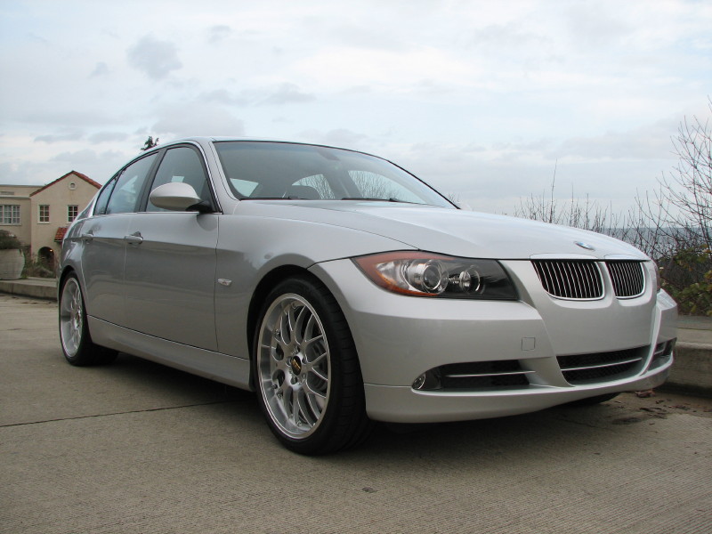 2006 BMW 330 photo