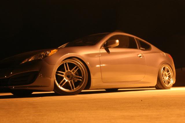 2010 Hyundai Genesis photo