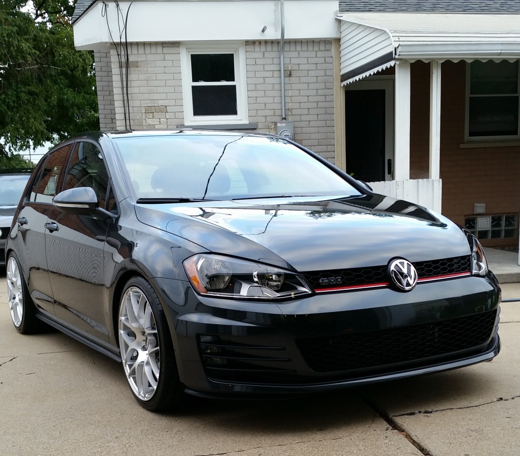 2012 Volkswagen GTI photo