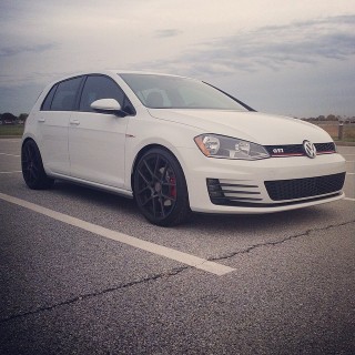 2013 Volkswagen GTI photo