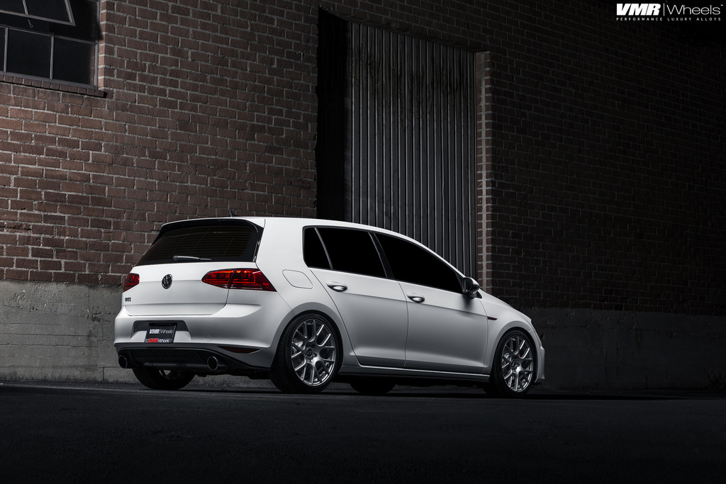 2012 Volkswagen GTI photo