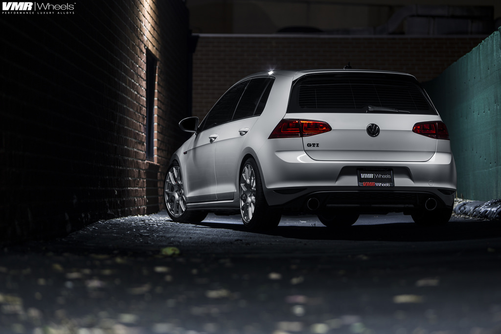 2012 Volkswagen GTI photo