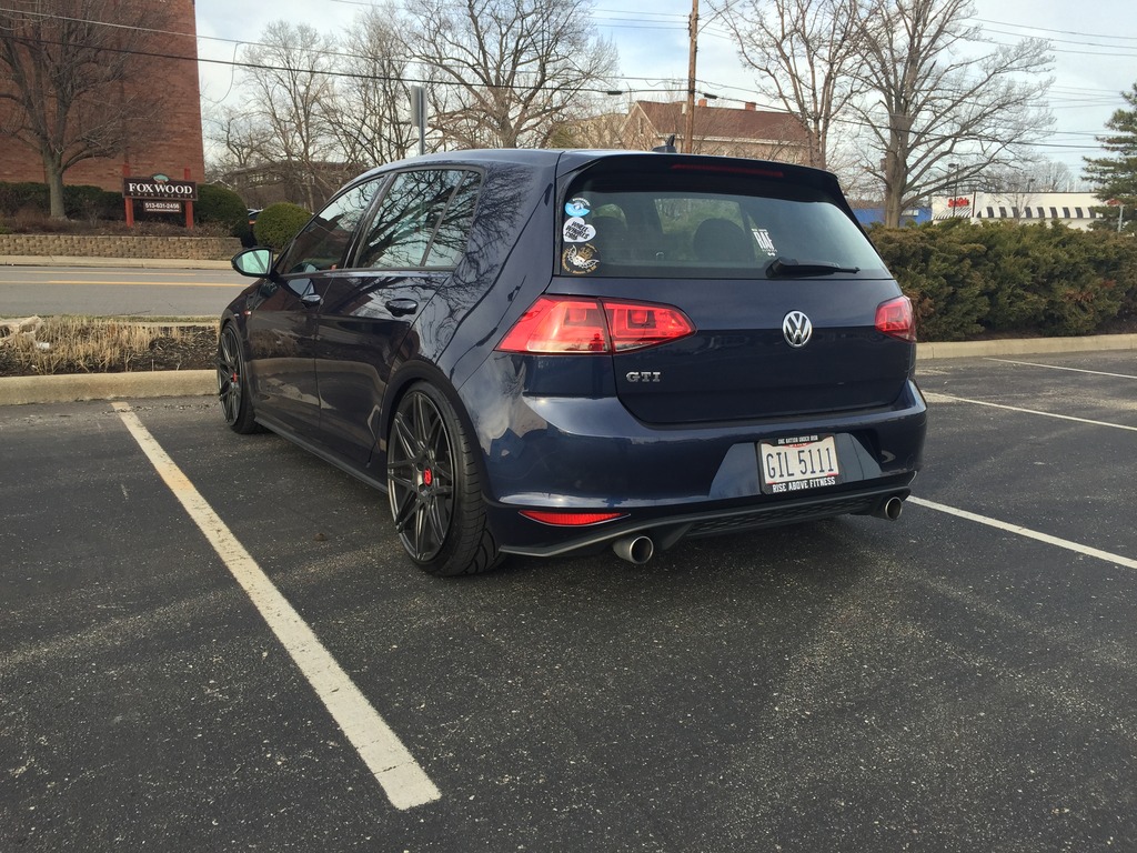 2012 Volkswagen GTI photo