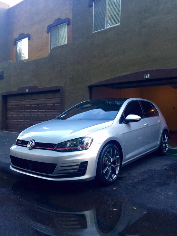2012 Volkswagen GTI photo