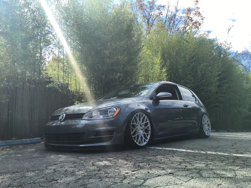 2013 Volkswagen GTI photo