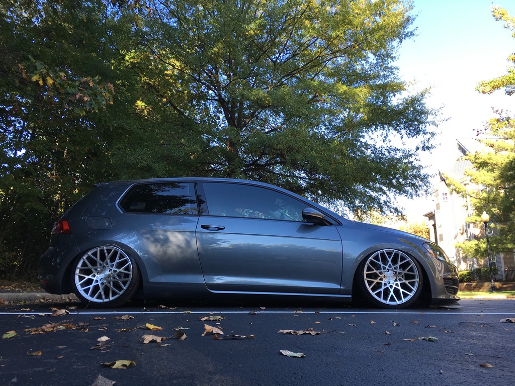2013 Volkswagen GTI photo