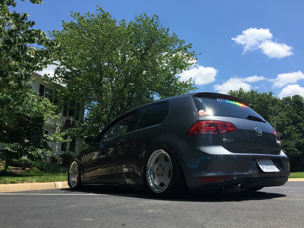 2013 Volkswagen GTI photo
