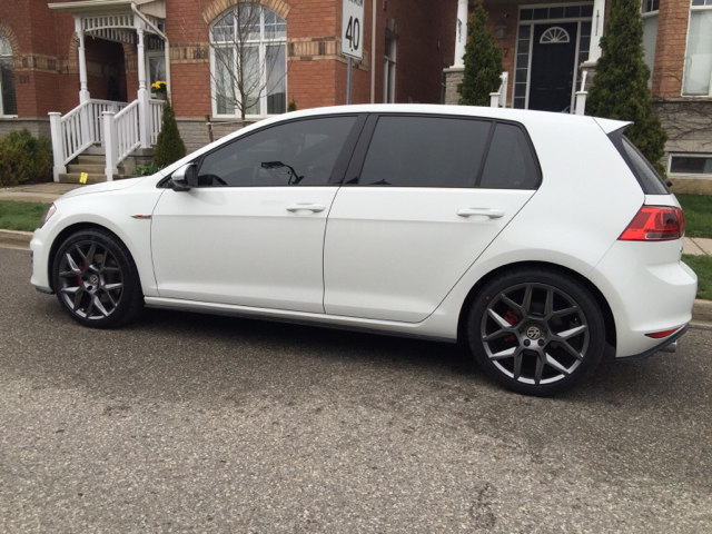 2014 Volkswagen GTI photo