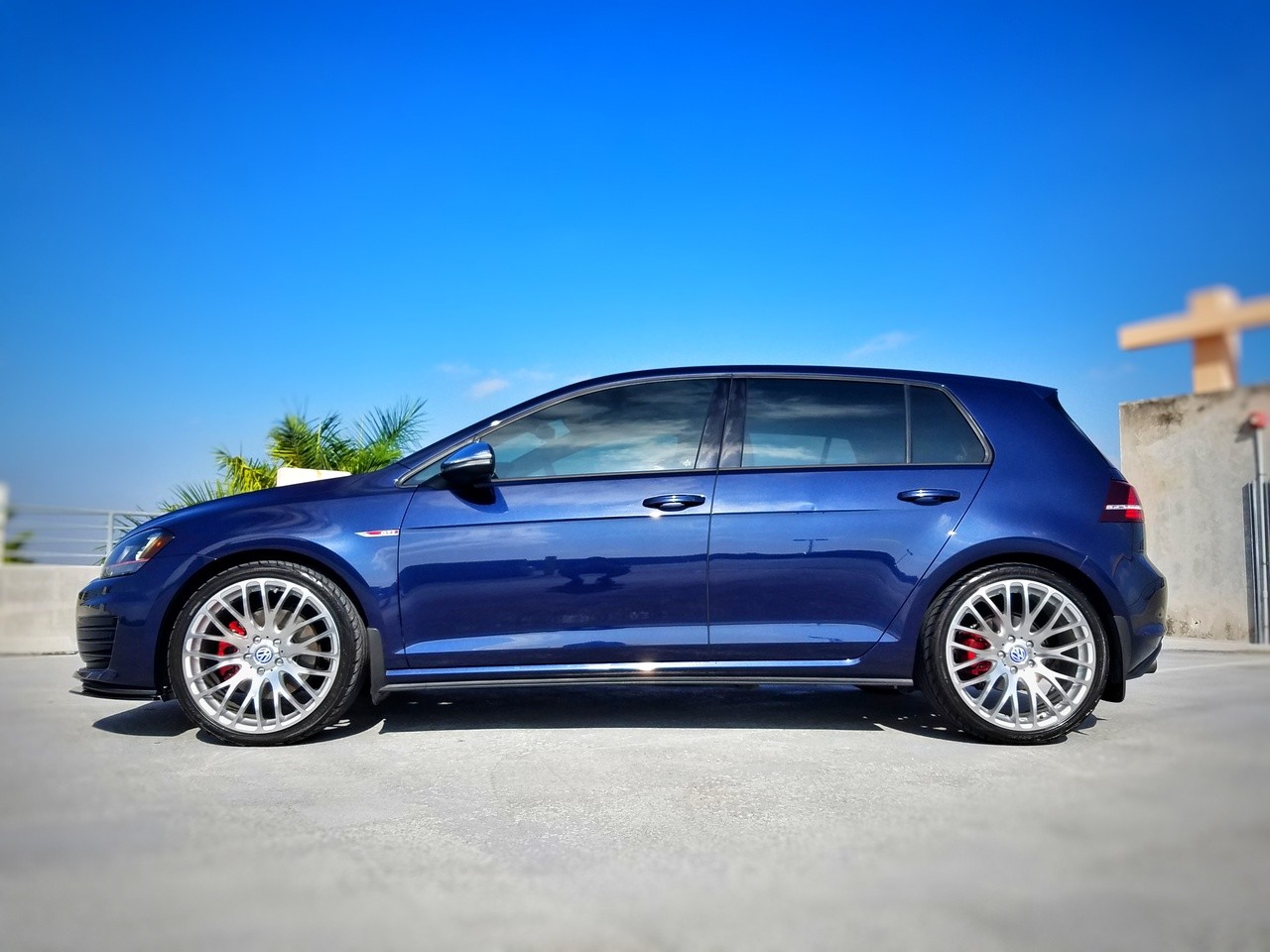 2014 Volkswagen GTI photo