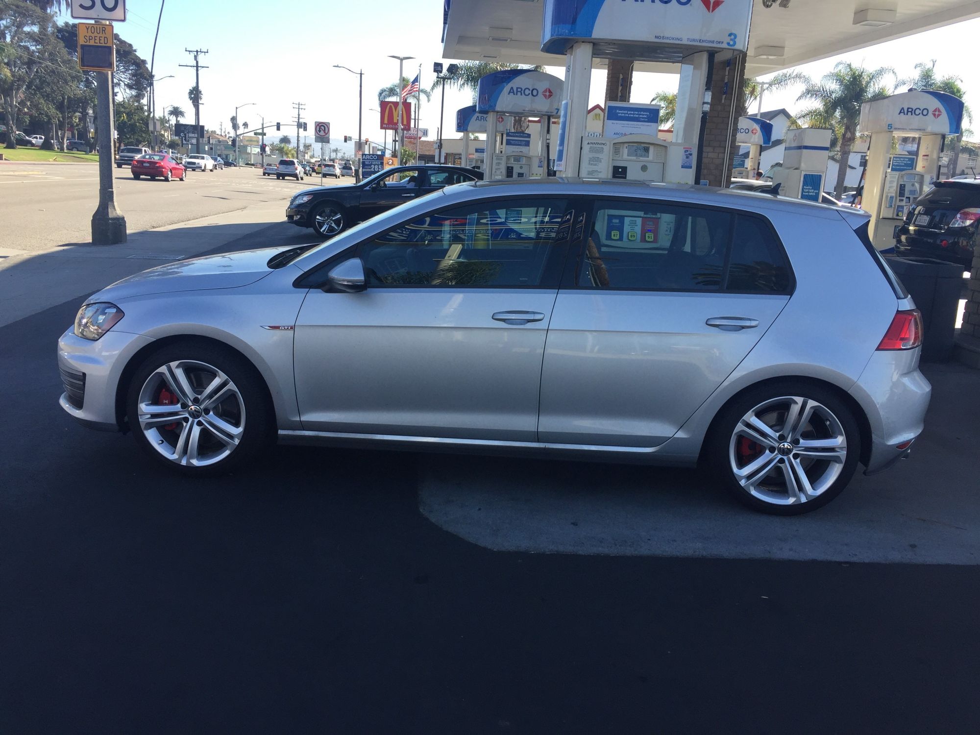 2014 Volkswagen GTI photo