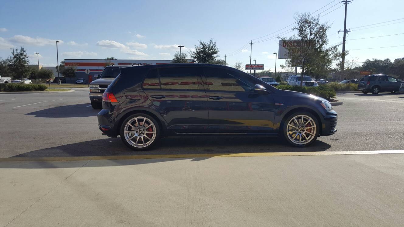 2014 Volkswagen GTI photo