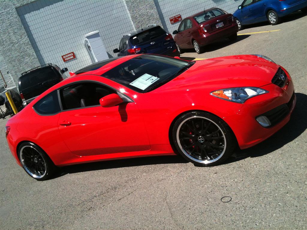 2010 Hyundai Genesis Coupe photo
