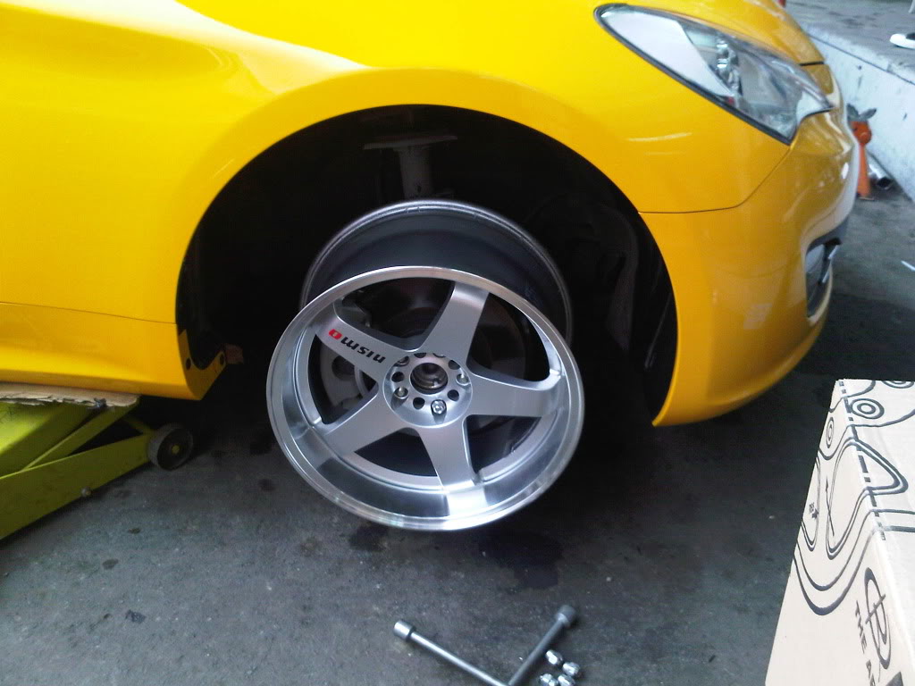 2010 Hyundai Genesis Coupe photo