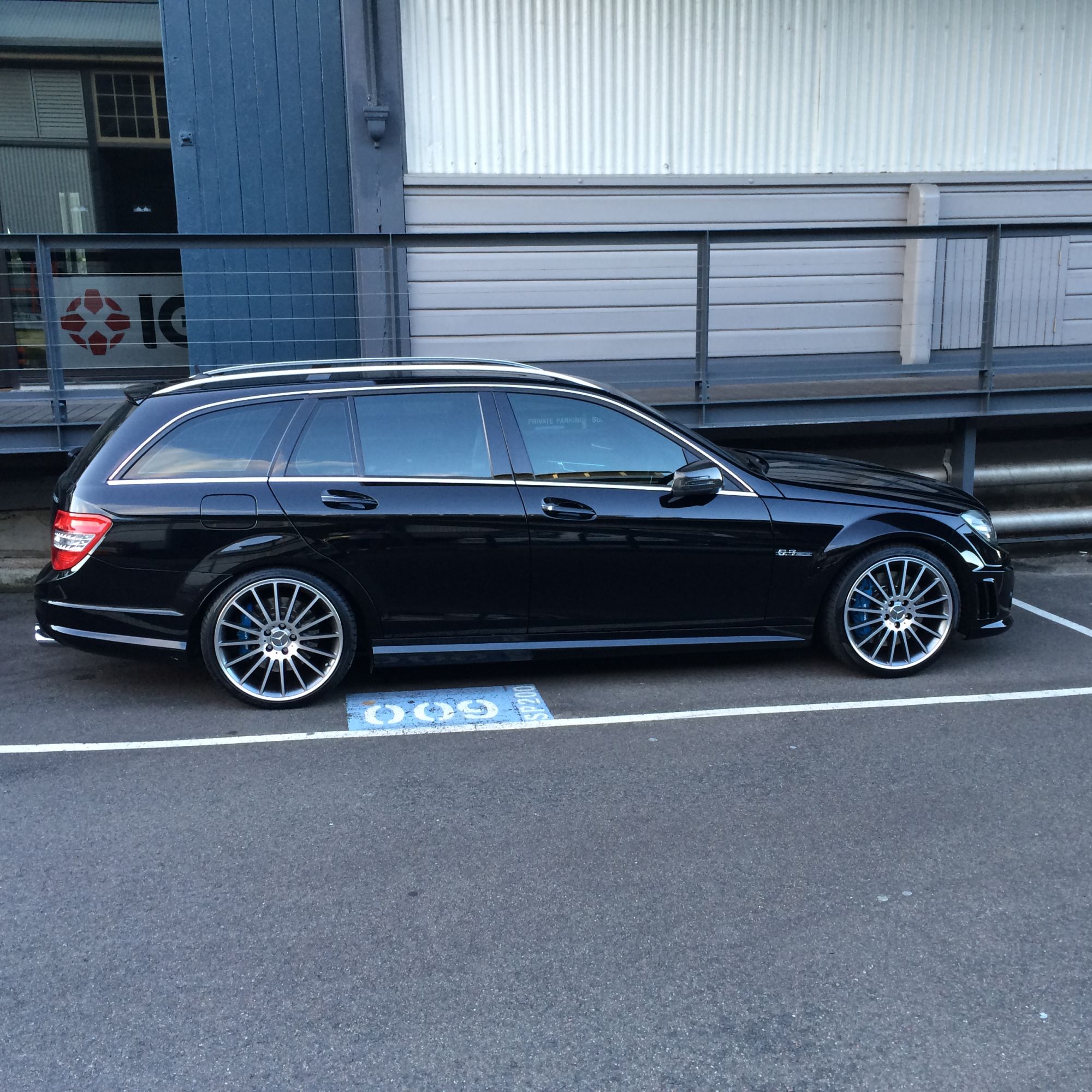 2010 Mercedes-Benz C-Class photo