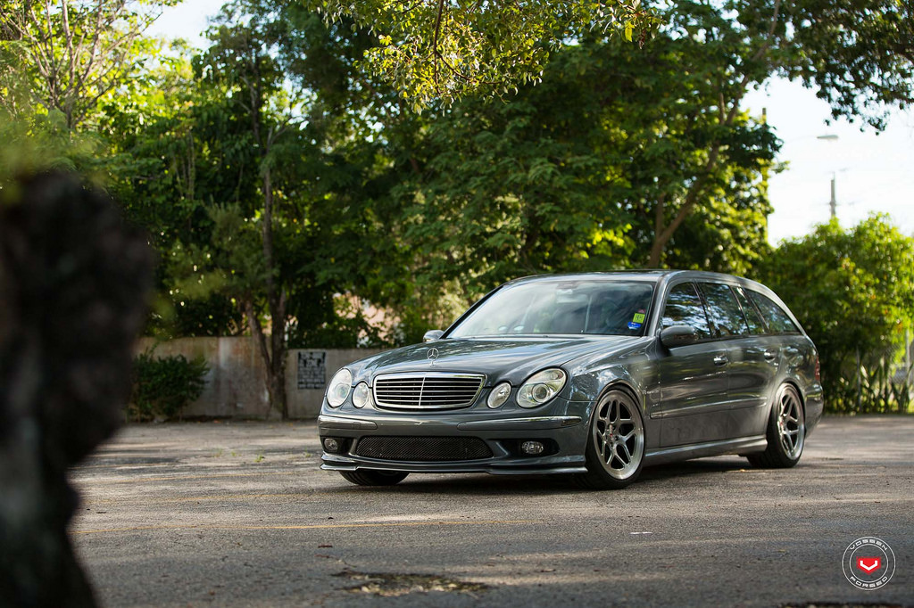 2013 Mercedes-Benz E-Class photo