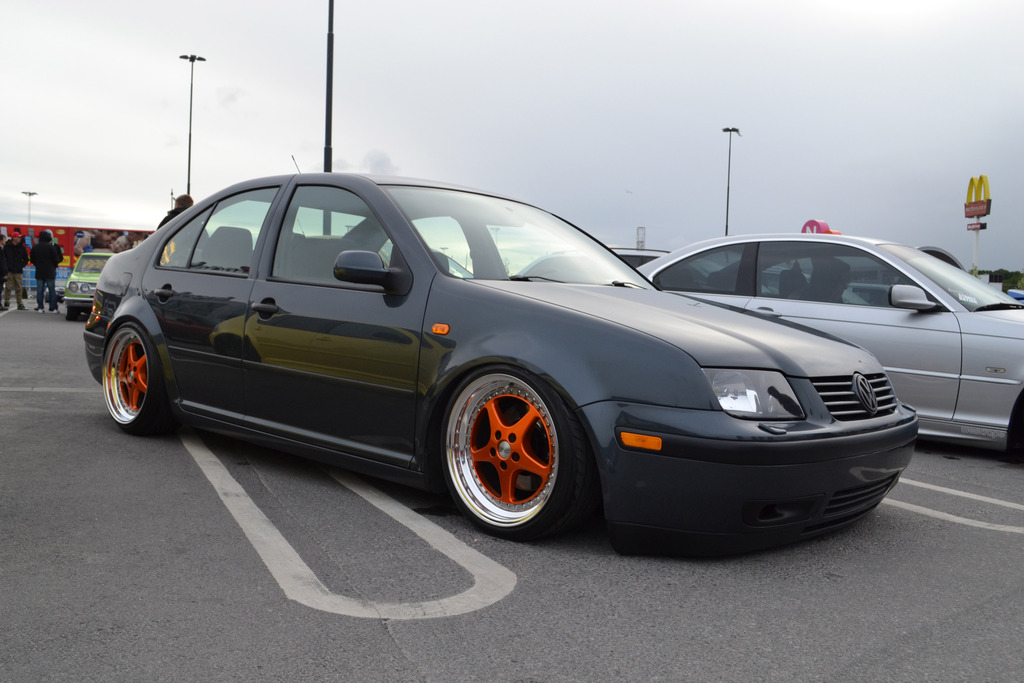 2002 Volkswagen Jetta photo