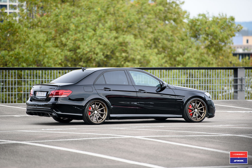 2013 Mercedes-Benz E-Class photo