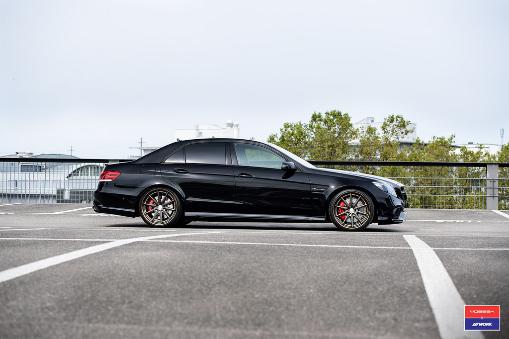 2012 Mercedes-Benz E-Class photo