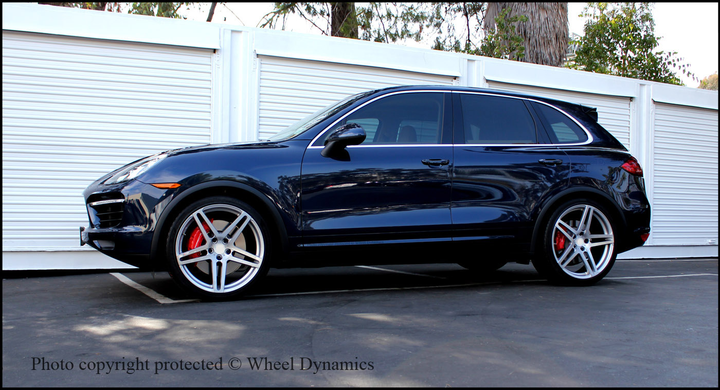 2012 Porsche Cayenne photo