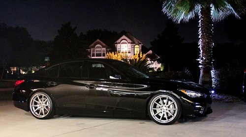 2014 Infiniti Q50 photo