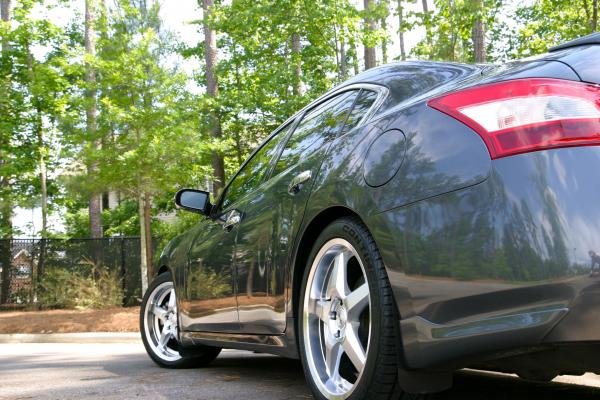 2010 Nissan Maxima photo