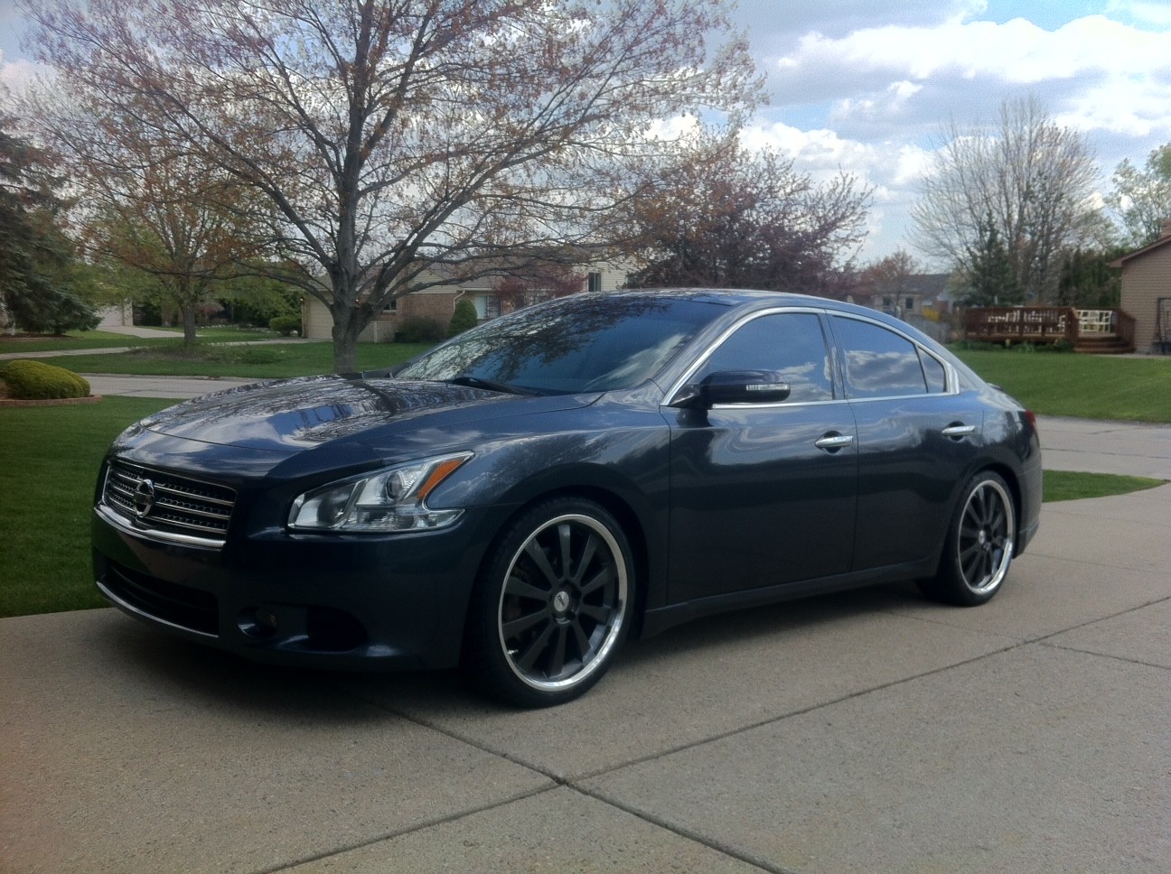 2011 Nissan Maxima photo