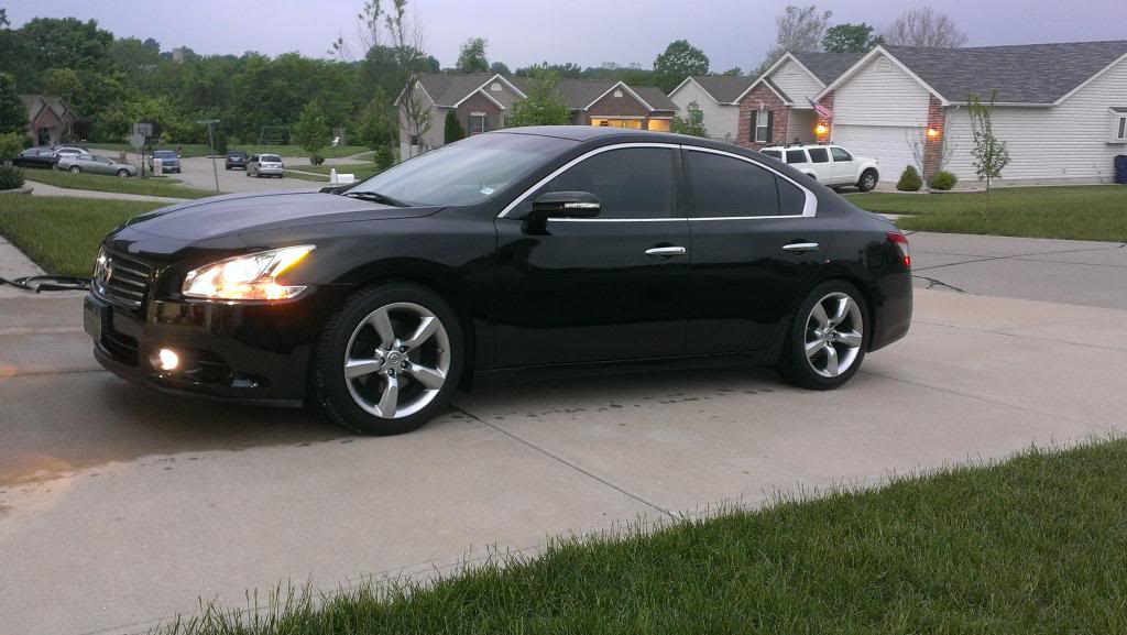 2012 Nissan Maxima photo