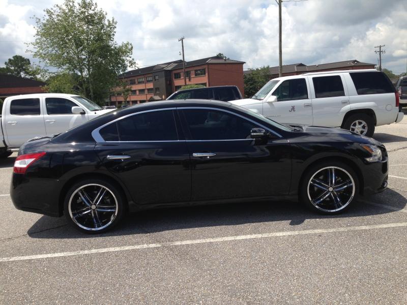 2011 Nissan Maxima photo
