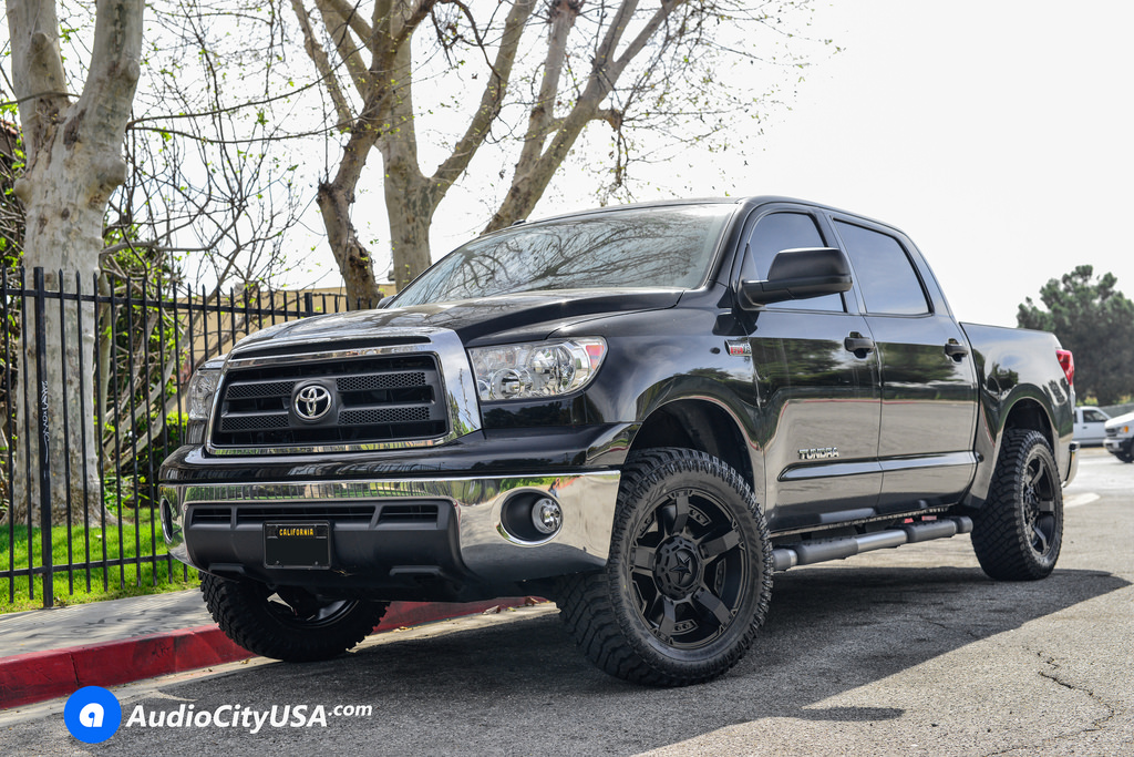 2015 Toyota Tundra photo
