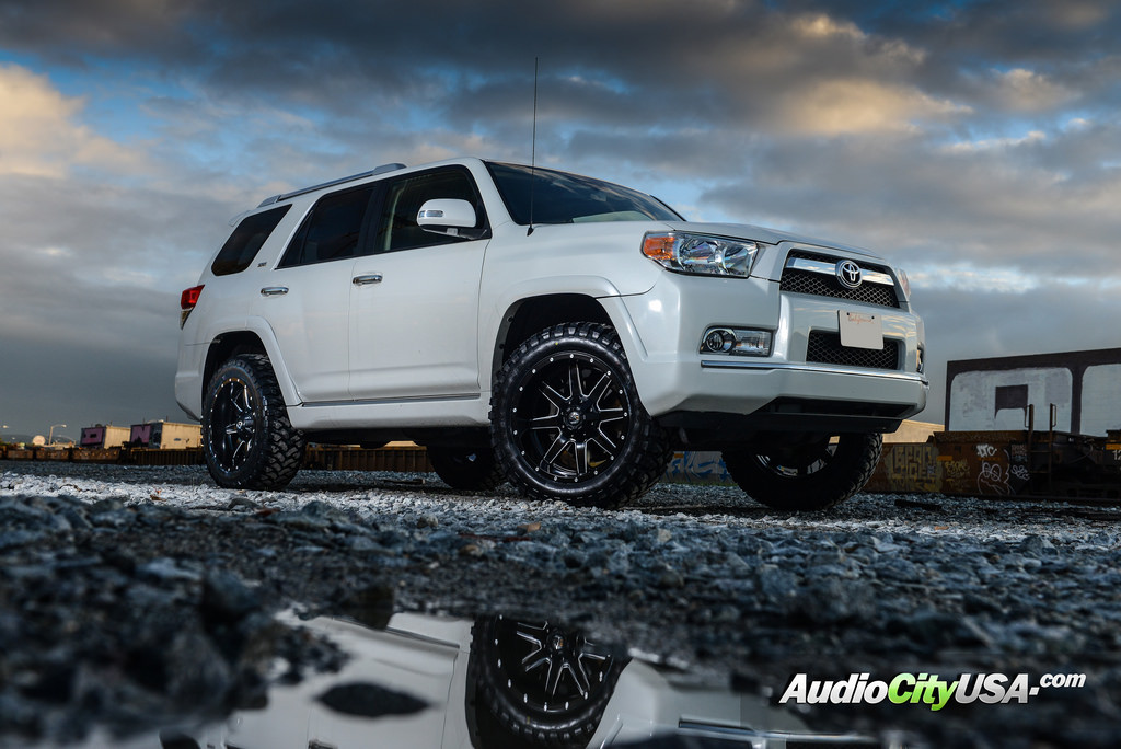 2012 Toyota 4Runner photo