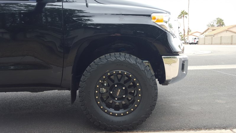 2017 Toyota Tundra photo