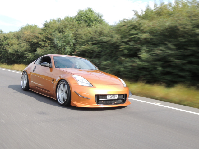 2004 Nissan 350Z photo