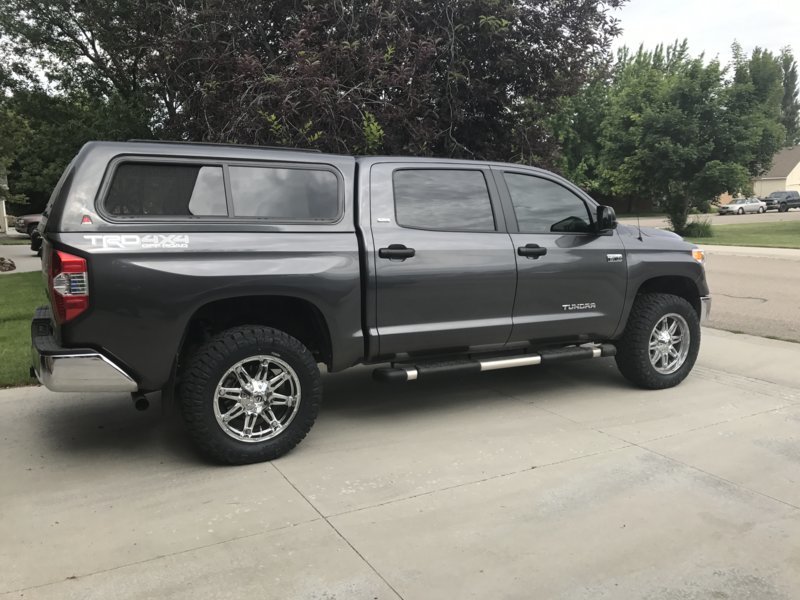 2017 Toyota Tundra photo