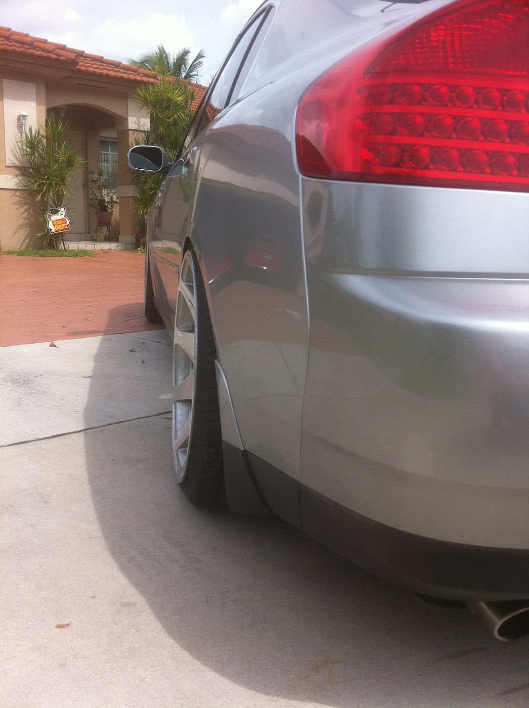 2004 Infiniti G35 photo