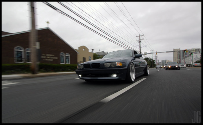 2001 BMW 740 photo
