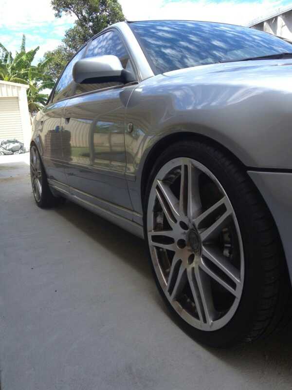 2000 Audi A4 photo