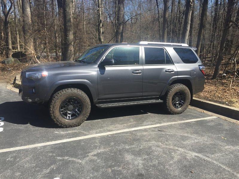 2016 Toyota 4Runner photo